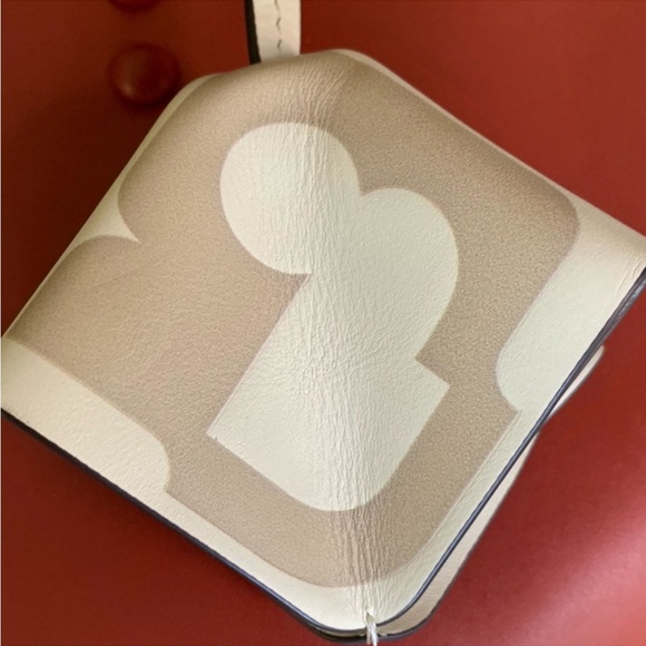 Tory Burch women bag purse EMERSON
MINI BUCKET
BAG - Picture 10 of 14